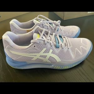 Woman’s Gel Resolution 8 size 9